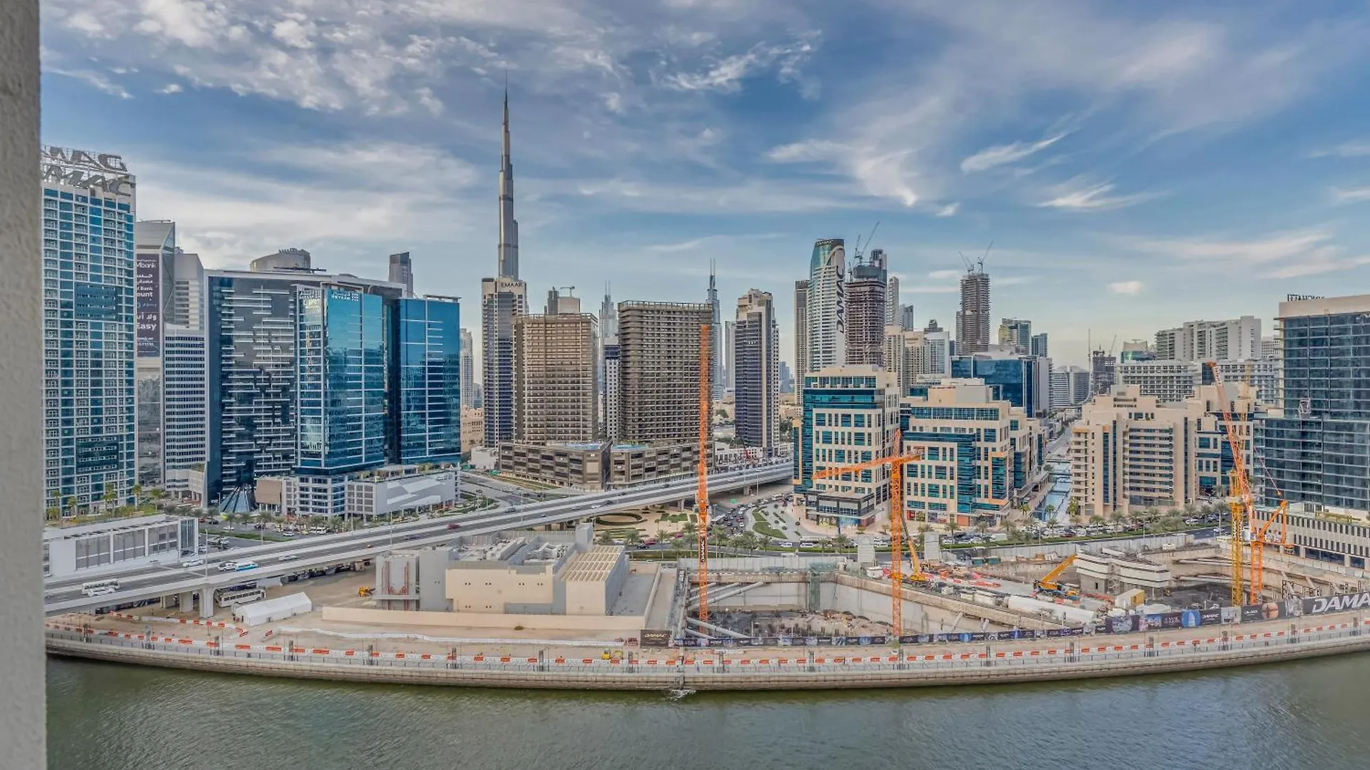 Above And Beyond - 1Bdr Apartment With Burj Khalifa Views - Mayfair Tower In Business Bay Dubai United Arab Emirates